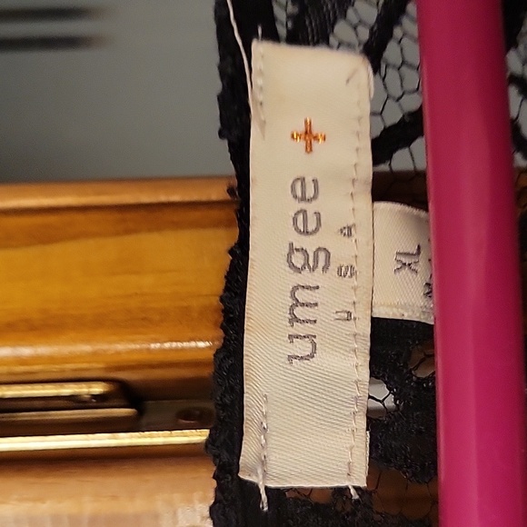 Umgee Black Lace Overlay Dress Worn Twice - Picture 2 of 6